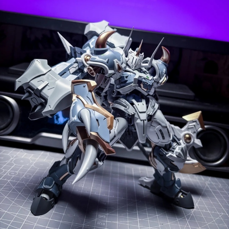 SNAA Bedivere Rampage Lion mod - огляд і ціна Model Kit Snaa
