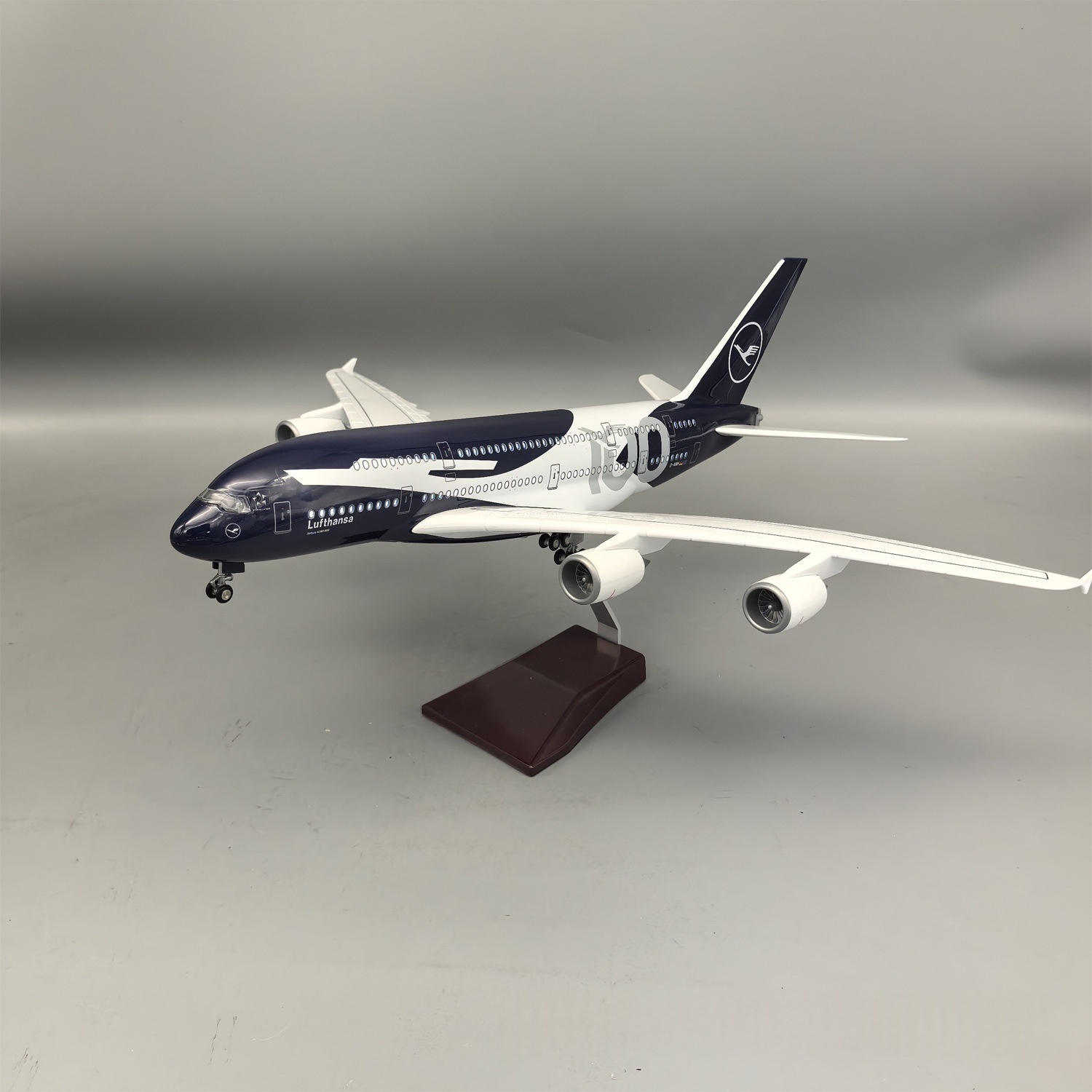New 45cm Lufthansa A380 100 Ye - огляд і ціна Model Kit Airplane