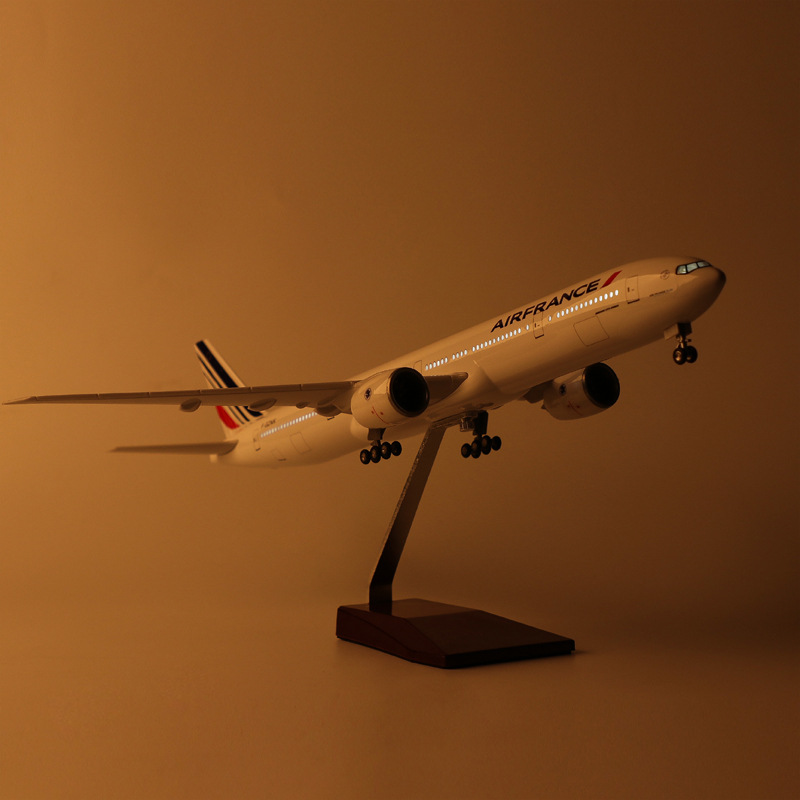 1/150 Large Scale Plane 47cm F - огляд і ціна Model Kit Airplane