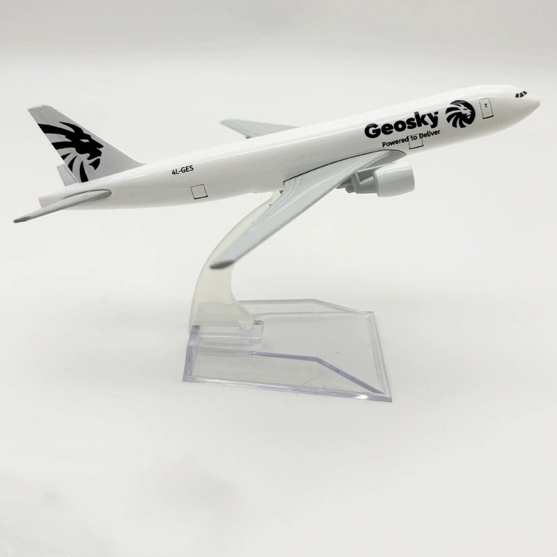 16cm Georgia B767 Toy Airplane - огляд і ціна Model Kit Airplane