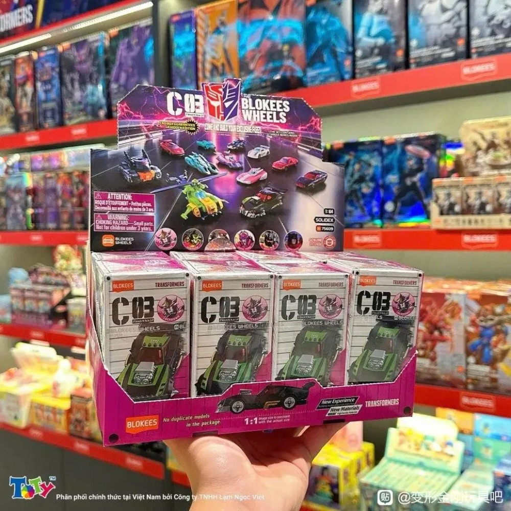 Original Blokees Transformers  - огляд і ціна Model Kit Transformers Blokees