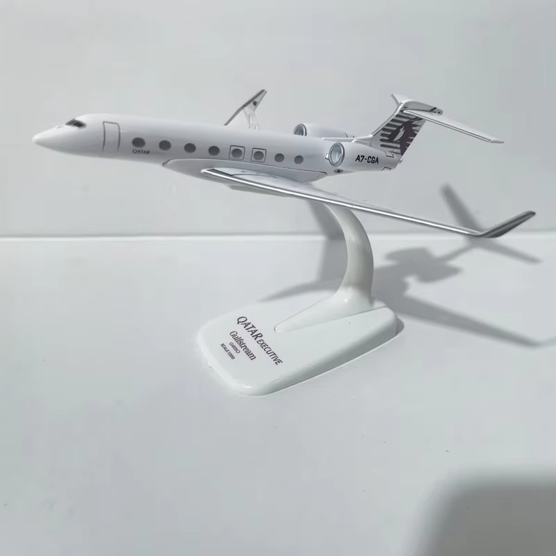 1/200 Scale Qatar Airways Gulf - огляд і ціна Model Kit Airplane